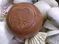 صابونة طبيعية للعناية بالبشرة -