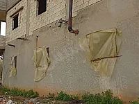 مدجنة للبيع في صافيتا 280م² تتسع ل4000 صوص بسعر 50000$