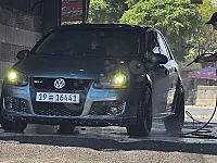 فولكسفاغن غولف 2006 بحالة ممتازة للبيع - 9500$