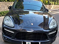 للإيجار : السيارة بقمة الرفاهية والجمالية porsche cayenne turbo