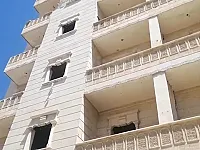 بناية كاملة عالعضم للبيع بحلب مع مستودعات قرب المطار