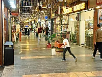 للبيع محل تجاري كفرسوسة بالمول شام سيتي سنتر بسوق بلازا مساحة 27 متر 