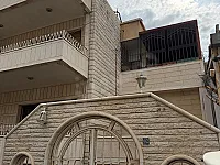 إيجار مبنى سكني 4 طوابق في المزة - دمشق 1000 م²