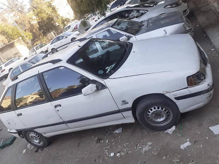 لادا فلوريدا 2003 مستعملة للبيع في نوى -  (1450)$ وسكرة بتعمل 140 كم ت