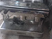 ماكينة قهوة نسبريسو مستعملة للبيع في عربين بسعر 1150$
