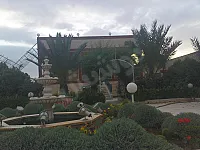 مزرعة للبيع في حماة بمساحة 4250 م² بسعر 325,000$