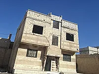 بيت ثلاث طوابق للبيع في الحسينية، ريف دمشق - 120م²